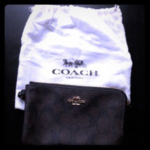 Coach Signature Double Zip Wristlet Wallet